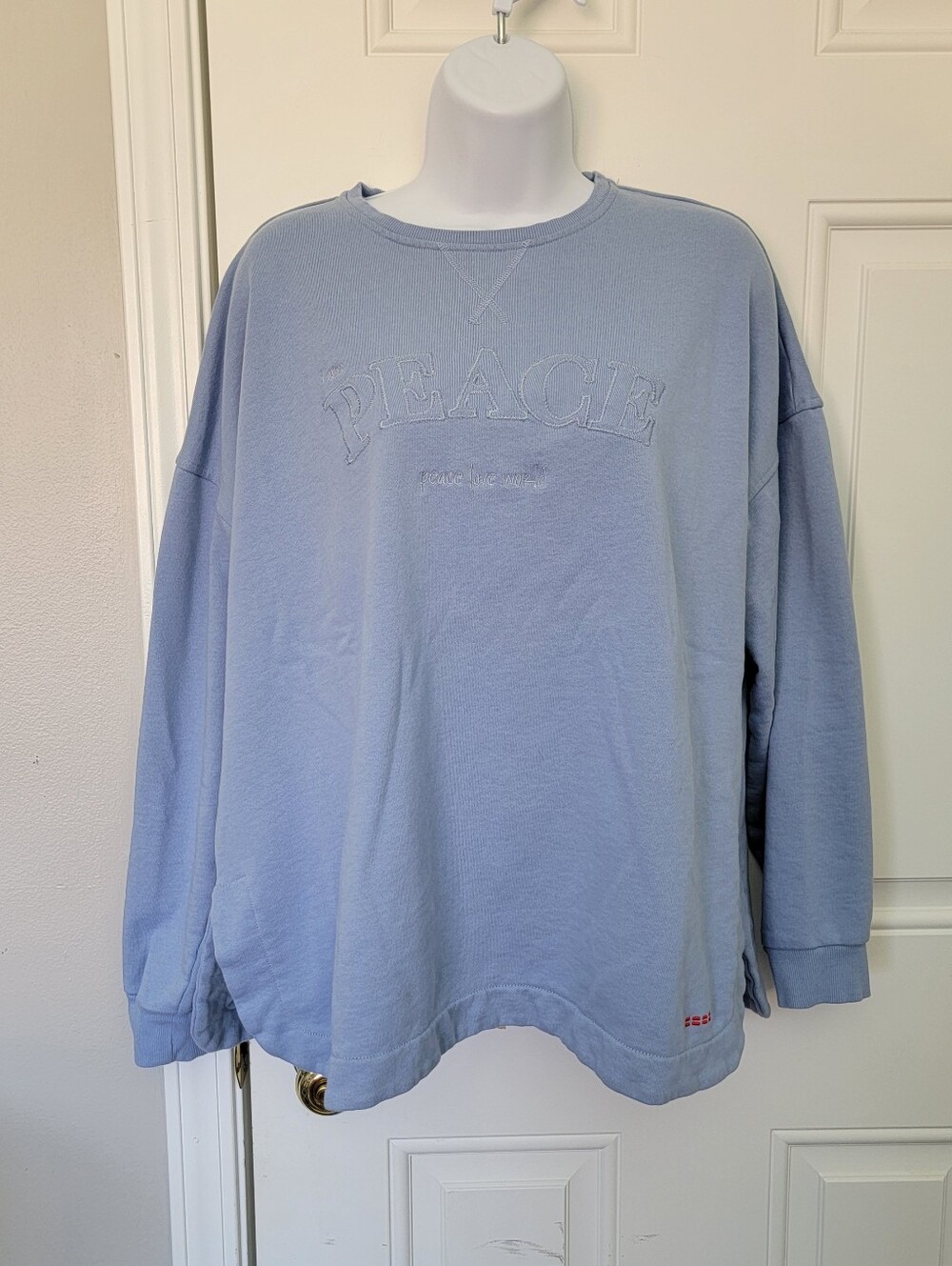 Peace Love World Womens Blue Crew Neck Pullover Sweatshirt Embroidered PEACE S